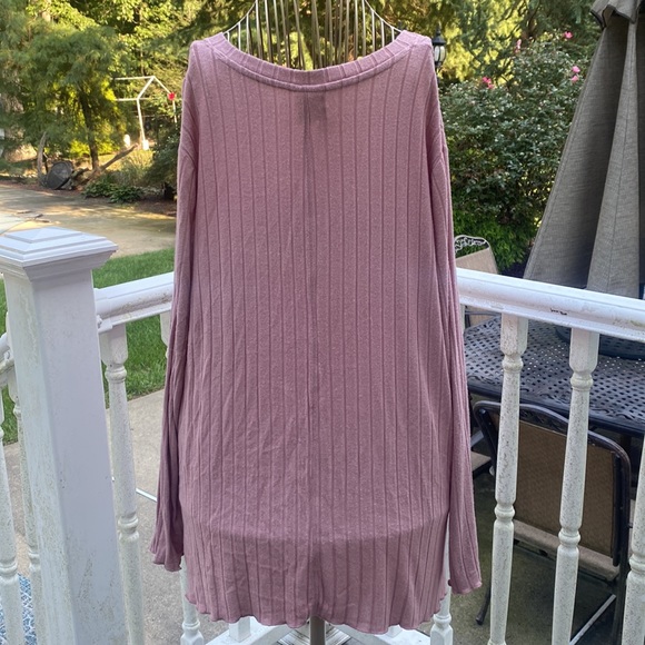 Pink Ribbed Sweater - Picture 2 of 4